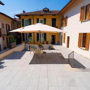 Alberti , Mandello del Lario Italien